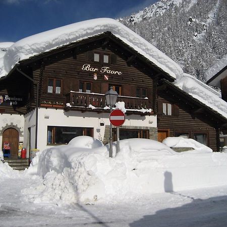 B&B White Moon Gressoney-La-Trinite Exterior photo